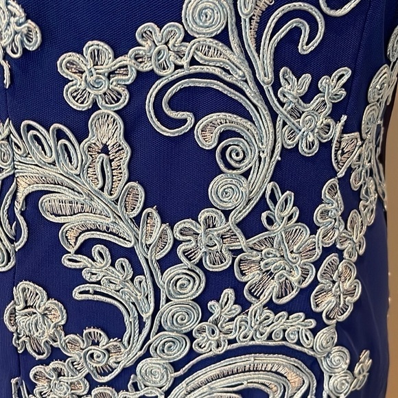 JS Collections Modele Blue On Blue Lace Appliqué Embroidered Dress, Size 2, Nwt - Picture 3 of 9